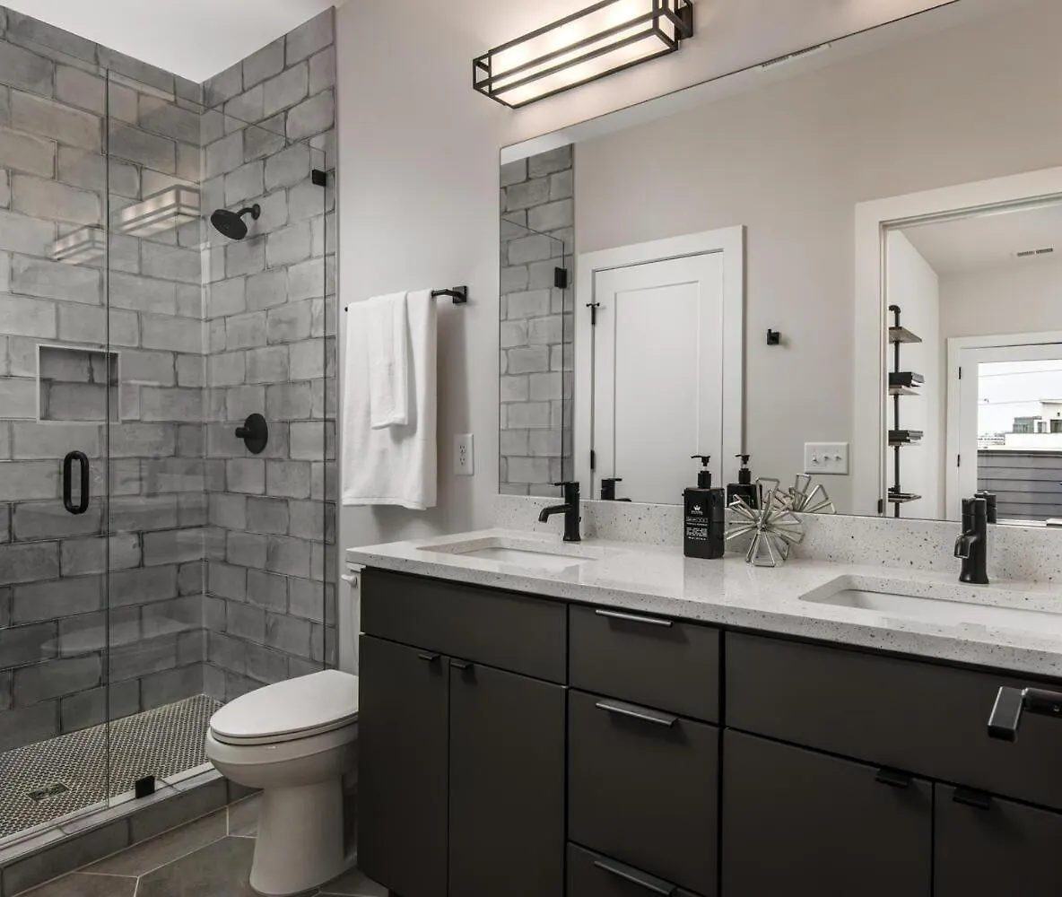 Edgehill Duo - 2 Townhomes - Mins Vanderbilt University Nashville Holiday home